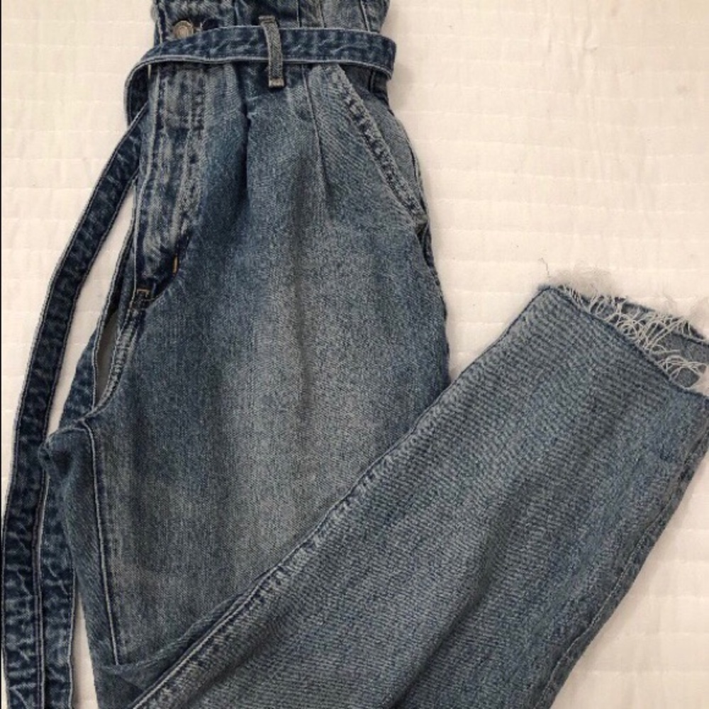 Abercrombie paper bag waist mom jeans - Picture 4 of 4